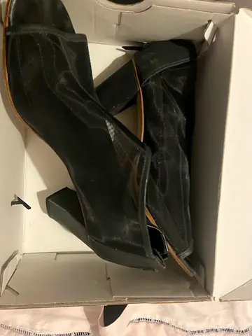 COS shoes