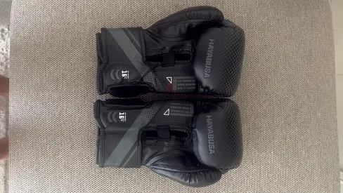 Boxing gloves Hayabusa T3D 16oz