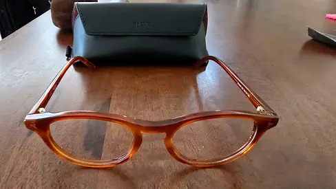 Glasess-Bally