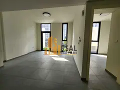 Hott Offer|Vecant Apartment|Spacious 1BHK With Terrace