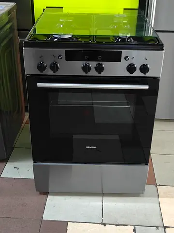 Siemens brand full gass cooker 60x60 Like new condition