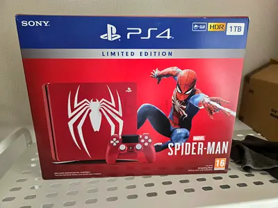 PS4 1TB Limited Edition Spider-Man Console. Amazing red.