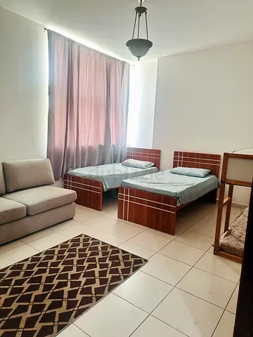 Bed space available for female al nahdha sharjah near dubai border