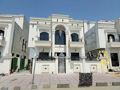 🏡✨ **فيلا كلاسيك للبيع في الحليو – عجمان**