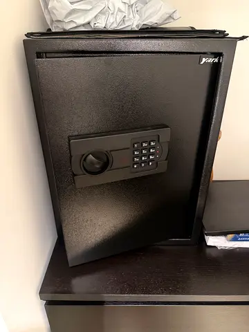 Safe box