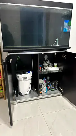 Large Fish Aquarium with Cabinet, Filter and Accessories