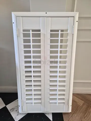 FREE window shutters x3