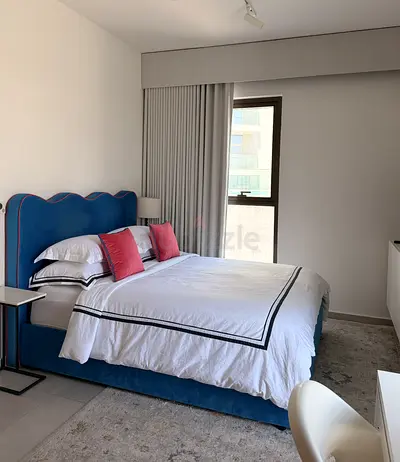 Beautiful Queen Size Bed - Blue