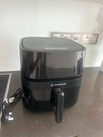 Nutricook Compact Air Fryer - Black, excelent Working Condition (never used)