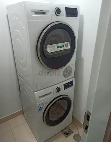 . BOSCH Series 4 Separate Washer 10 kg Dryer 9 kg