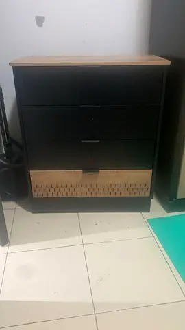 Black wooden 4-drawer chest / dresser
