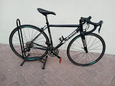 CINELLI EXPERIENCE RACING BIKESHIMANO 105