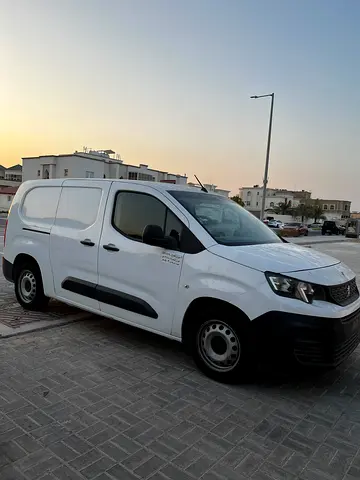 Peugeot Partner 2020 Van Long Body GCC Specs