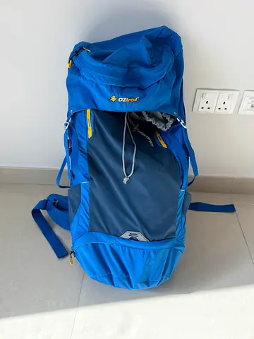 Blue Ospreay-style Hiking Backpack — Spacious trekking pack