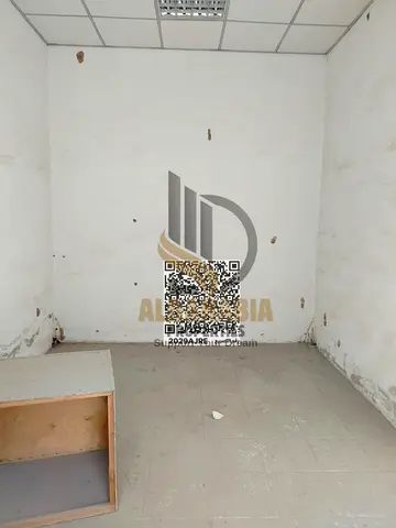 مجمع صناعي للبيع في أم القيوين