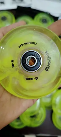 Set of 8 Clear Yellow 80mm Inline Skate Wheels with Bearings (new)