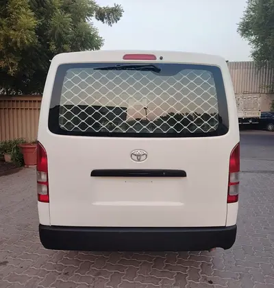 2007 Toyota HIACE — фото 5