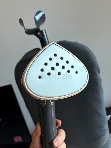 Handheld Garment Steamer - Lightly Used