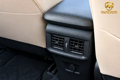 2023 Toyota RAV 4 — миниатюра 6