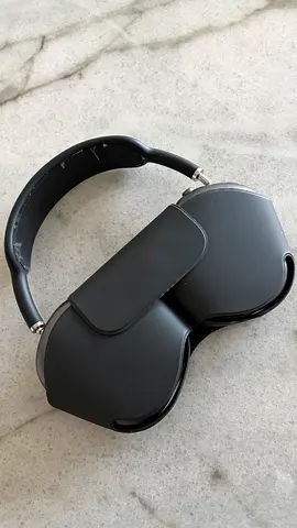 AirPod Max 1st Gen