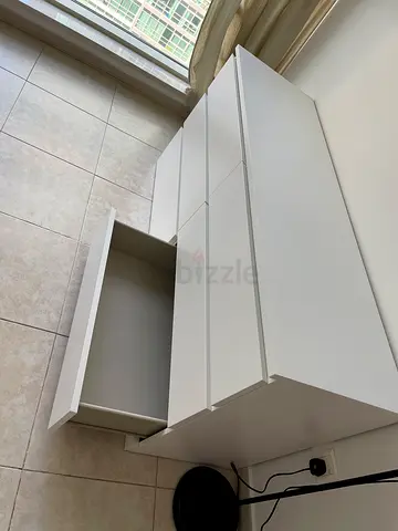 IKEA'S MALM DRAWER