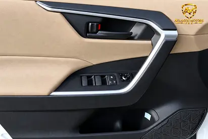 2023 Toyota RAV 4 — миниатюра 11
