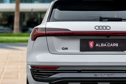 2024 AUDI Q8 E-TRON — фото 6