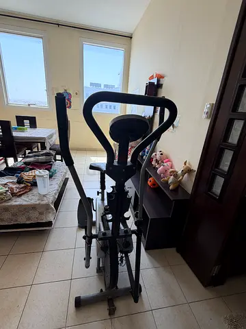 Used elliptical trainer / cross trainer - good working condition
