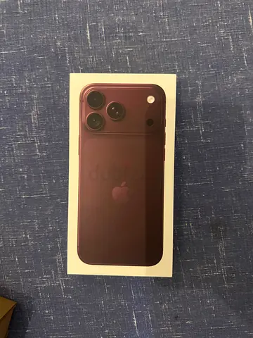 Apple iPhone 18 Pro Max Burgundy — Brand New in Box