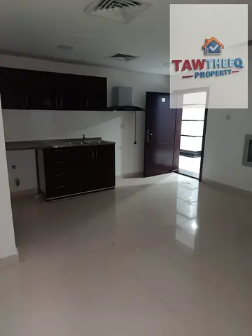 🏠 استوديو مميز للإيجار السنوي | النعيمية 2 – عجمان
✨
