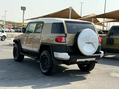 2014 Toyota FJ CRUISER 缩略图 8