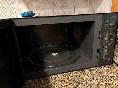 LG microwave oven in great condition