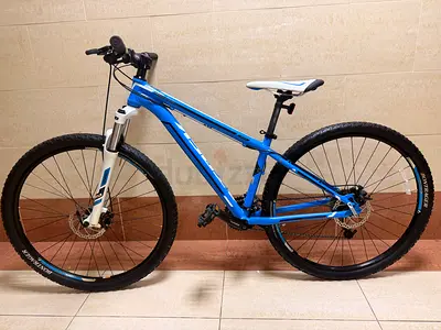 Trek Marlin 29er hardtail mountain bike Sram X4 Small frame