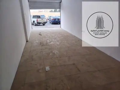 محل 600 قدم مع مكتب وكهرباء 8 كيلو على طريق رئيسي بالجرف الصناعية 1
