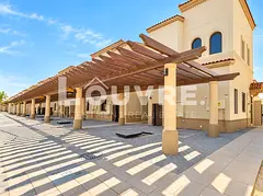 Single Row | 2BR+M | Move-In Ready | Private Garden