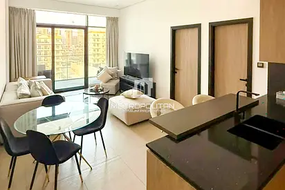 Massive Layout | Fully Furnished | 1 Bed Apt