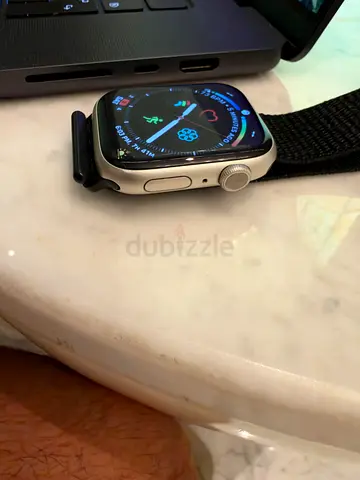 Apple Watch Series 10 (46mm) Silver Aluminum – Scratch-Free