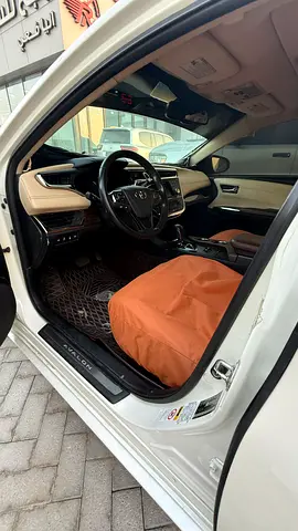 2013 Toyota AVALON photo 8
