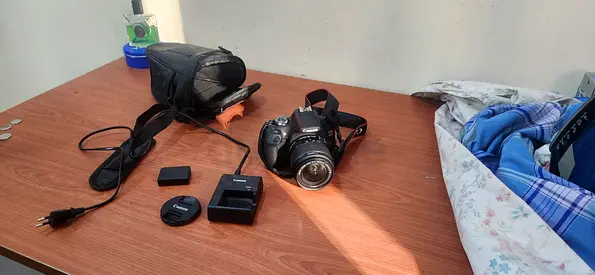 CANON Eos 2000 D DSLR CAMERA
