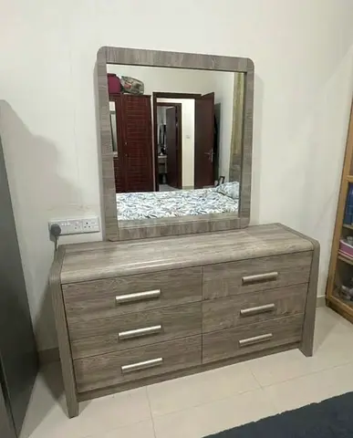6-drawer wooden dresser with mirror - light gray finish