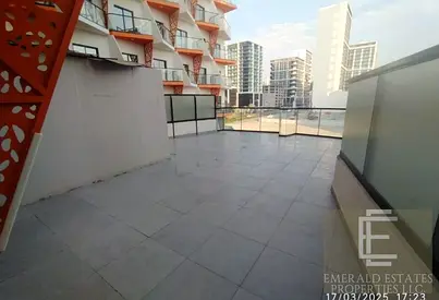 PRIME LOCATION | OPEN TRERRACE | SPACIOUS 1 BR