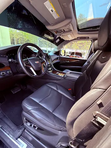 صورة 9 لـ 2020 Cadillac ESCALADE