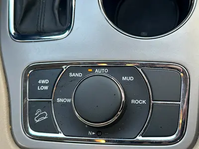 2021 JEEP GRAND CHEROKEE — миниатюра 14