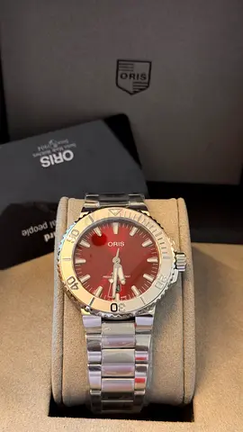 Oris Aquis Date Cherry