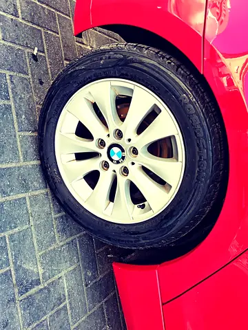 صورة 8 لـ 2009 BMW 1-SERIES