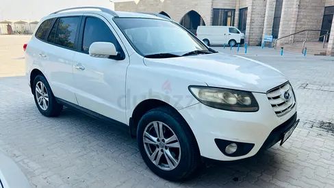 Hyundai Santa Fe 2012 GCC Specs, 7 Seater