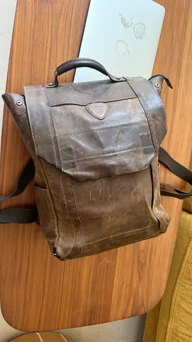 Strellson genuine leather backpack in excellent condition.
Classic brown color, made from high-qual