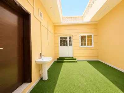 بيت عربي 3 غرف نوم مساتر مع مجلس واسع حوش خاص كبير منطقة طبخ خارجي غرفة طعام مستقلة مع باركين امامي بسعر مغري
