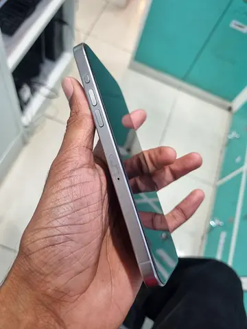 iPhone 15 Pro Max | UAE TDR | 90% Battery | Genuine Display | Excellent Condition