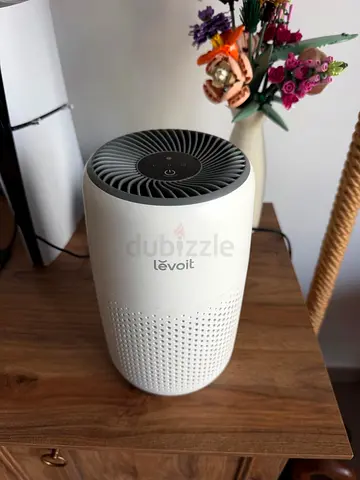 Levoit Compact Air Purifier - Excellent Condition